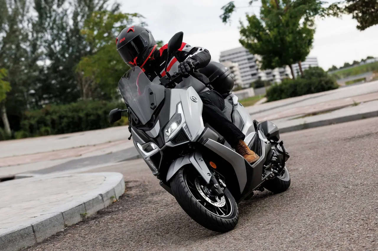 Detalle de SR1 125 Voge 1