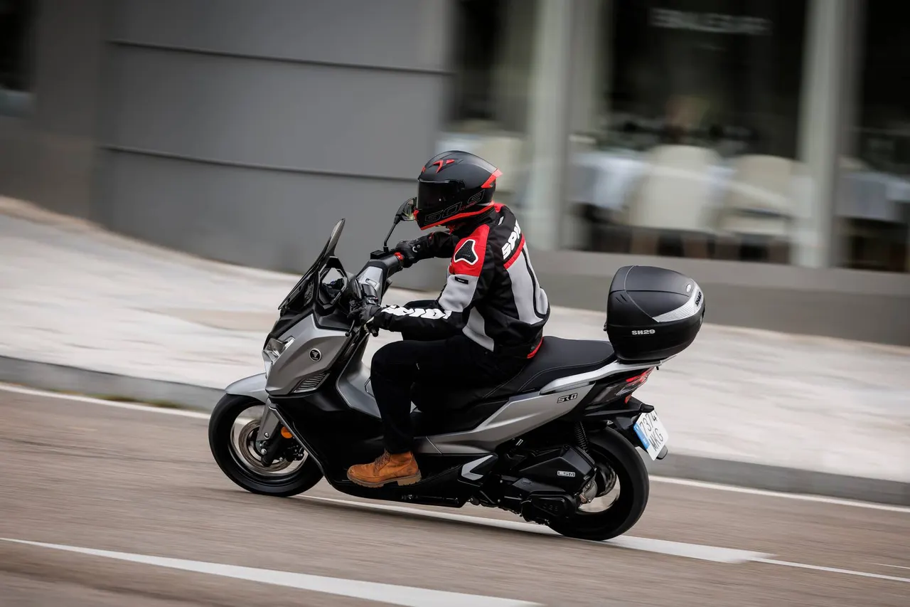 Detalle de SR1 125 Voge 4