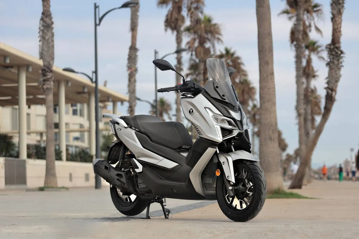 Detalle de SR1 125 Voge 10